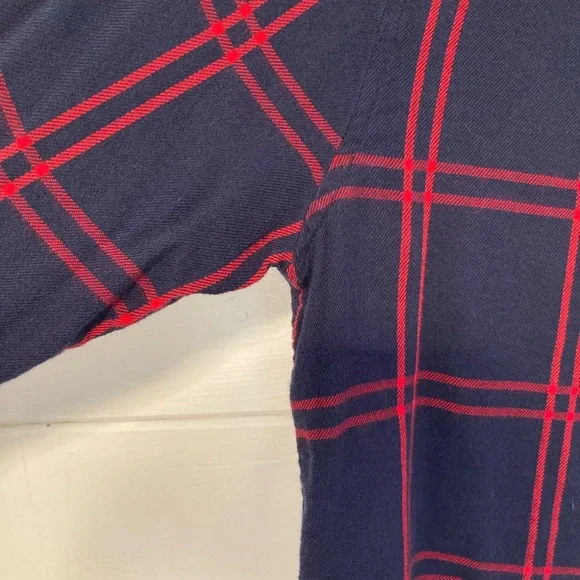 Gap flannel button down - Picture 3 of 6